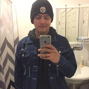 Meet your Posher, Robert andrews